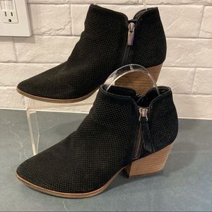 Vince Camuto sz 7.5 black perforated suede ankle booties